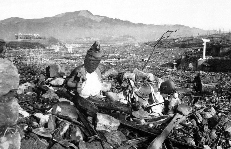 Die Atombombenexplosionen von Hiroshima und Nagasaki töteten 1945 insgesamt ca. 100.000 Menschen sofort - an den Folgeschäden starben danach noch unzählige weitere.