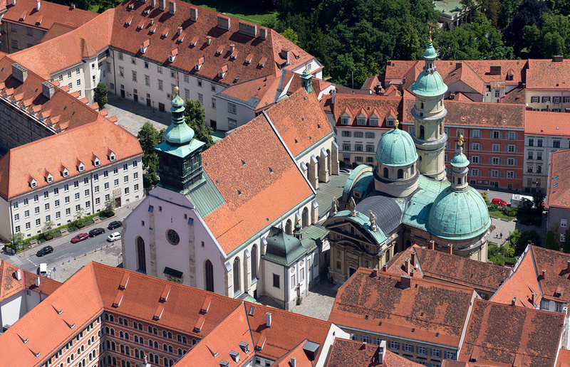 Der Grazer Dom wurde im 15. Jh. als Pfarrkirche erbaut.