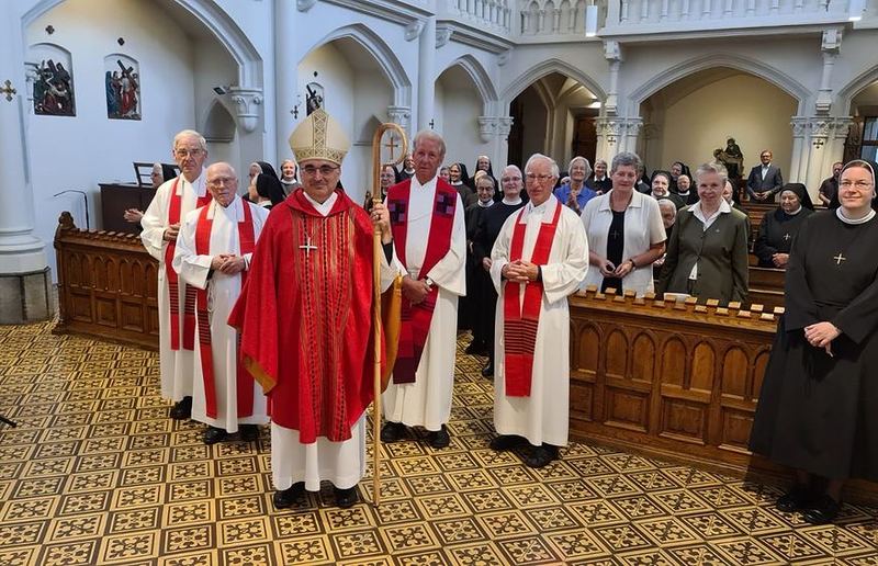 Katholische Kirche Steiermark Kreuzerhöhungsfeier bei den Grazer Kreuzschwestern