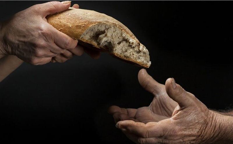 'Gesunde Provokation' und 'Hilfe, um über unsere Lebensweise und die vielen Formen der Armut der Gegenwart nachzudenken' - so sieht Papst Franziskus den Welttag der Armen.
