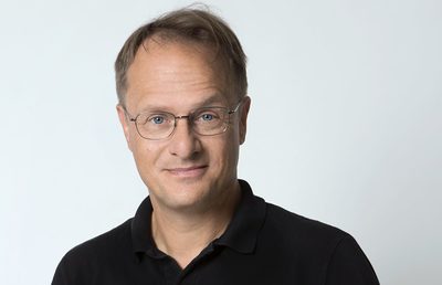 Hengstschläger unterrichtet Studierende und ist in den Bereichen genetische Diagnostik, Grundlagenforschung und Innovationsberatung tätig.