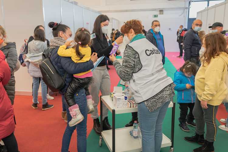 steiermark.at/binder Viele Menschen engagieren sich in der Hilfe für geflüchtete Menschen aus der Ukraine. Jetzt gibt es auch für sie spezielle Unterstützung.