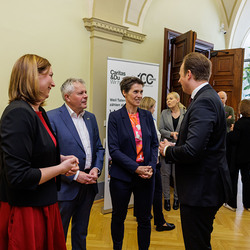 Marienambulanz der Caritas Steiermark feiert 25jähriges Bestehen am 17. April 2024 im Grazer Rathaus.