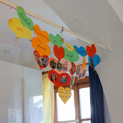 Die Spielegruppe Herz im BeGS, Pfarre Graz-Süd, wurde am 3. Oktober 2025 in der Pfarre Graz-St. Peter eröffnet.