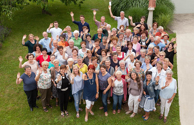 Große Freude und rege Beteiligung beim ersten Freiwilligenfest im Haus der Frauen.