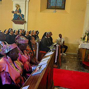 Auch die Verwandten von Sr. Violet und Sr.  Veronica sind aus Kenia gekommen