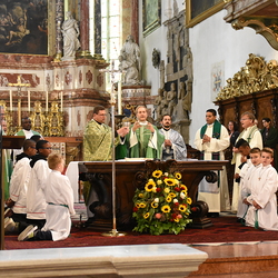 Sonntag der Völker 2018; Feier mit Pfr. Matthiasl Keil im Grazer Dom;