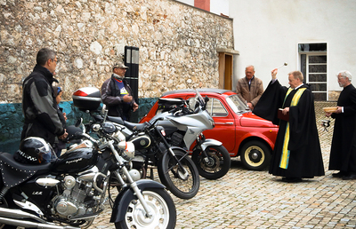 Rund um den Christophorussonntag finden in der ganzen Steiemark Fahrzeugsegnungen statt.