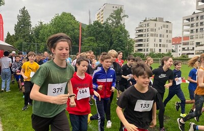 450 Schülerinnen und Schüler des Augustinums liefen 3200 km für einen guten Zweck.