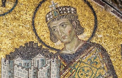 Kaiser Konstantin auf einem Mosaik der Hagia Sophia (Istanbul)