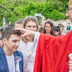 Firmung unter dem Motto: 'Gott und Sport'