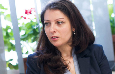 Muna Duzdar war 2016 Staatssekretärin für Diversität, Öffentlichen Dienst und Digitalisierung.