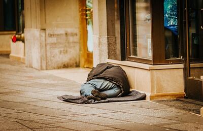 Für obdachlose Menschen sind fallende Temperaturen lebensgefährlich.