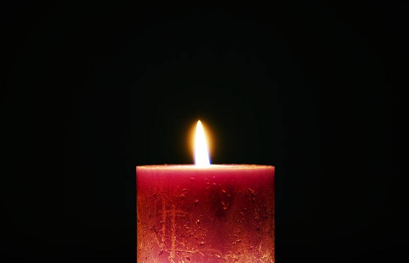 Eine Kerze als Licht der Hoffnung