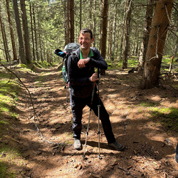 10 Pfarren machen eine Wallfahrt nach Mariapfarr im Lungau.