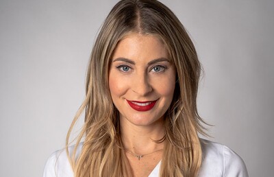 Nina Milenkovics ist Apothekerin aus Graz. Auf Instagram klärt Sie ihre Follower- innen unter anderem über die Vorteile  des Fastens auf.