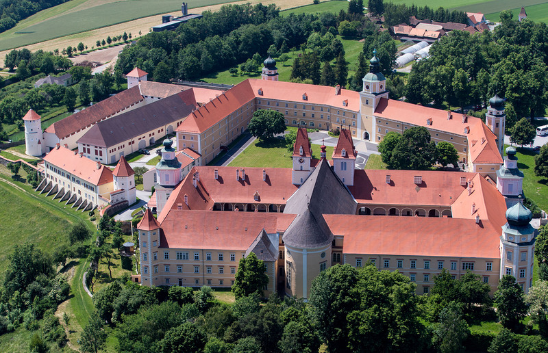 Das Bildungshaus des Stiftes Vorau bietet den Menschen der Region die Möglichkeit, auf unterschiedlichen Ebenen Weiterbildung in Anspruch zu nehmen.