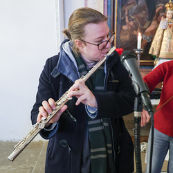 Magdalena Ederer an der Querflöte.