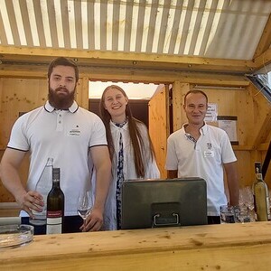 Weinstand bestens betreut