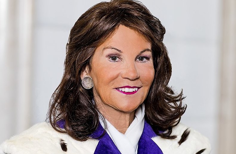 Brigitte Bierlein wurde von Bundespräsident Alexander Van der Bellen mit der Bildung einer Bundesregierung beauftragt, die bis zur Wahl im Herbst die Amtsgeschäfte führen soll.