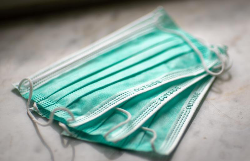 Mika Baumeister, Unsplash Die MNS-Maske feiert ihr Comebacl.