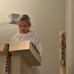 Katholische  Seelsorgerin Ines Kvar