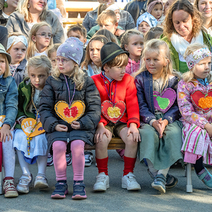Ein wunderschönes Erntedankfest- 50 Jahre Pfarrkindergarten