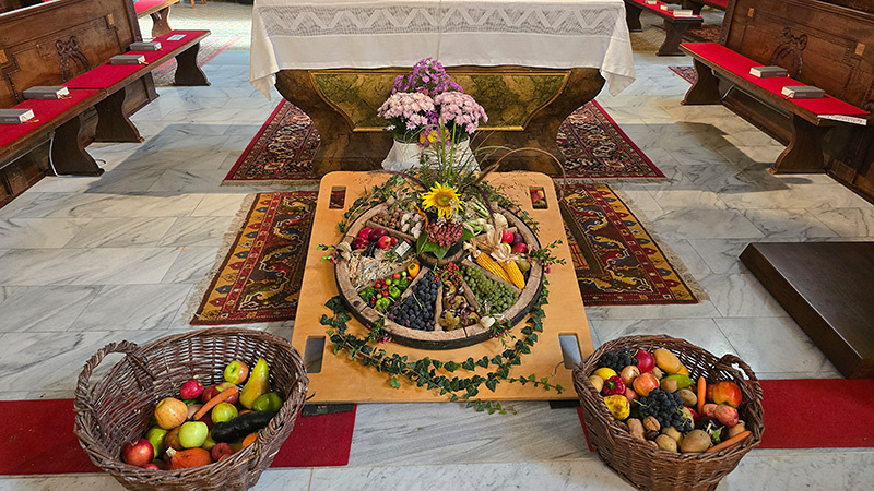 Ernte-Rad in der Pfarrkirche Bad Waltersdorf