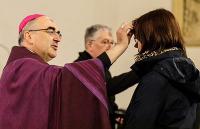 „Bedenk, o Mensch, dass du Staub bist und wieder zum Staub zurückkehren wirst.“