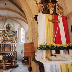 gestaltet von Margarete Arvay