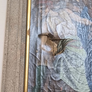 Vandalismus-Schaden an einem Gemälde in Graz-Karlau.