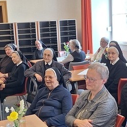 Beisammensein und Austausch bei den Grazer Ursulinen