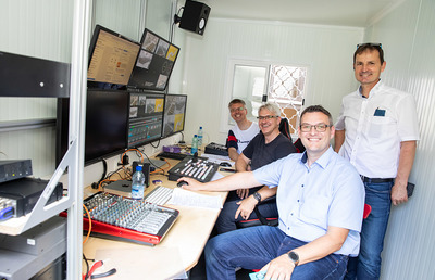 Die erste Onlineübertragung aus dem neuen iGOD-Übertragungswagen bei der Bischofsmesse in Stift Rein.