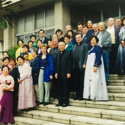 Bischof Michael Pak und die Delegierten aus der Steiermark