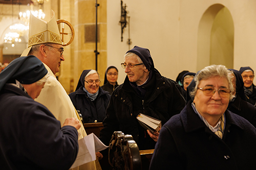 jubilierende Ordensleute werden bedankt / Sonntagsblatt/Gerd Neuhold, Gerd Neuhold