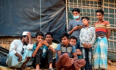 „Wir müssen lernen zu teilen, um gemeinsam zu wachsen. Dabei dürfen wir niemanden außen vor lassen“, betont Papst Franziskus.