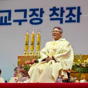 Bischof Linus ist der 6. Bischof unserer Partnerdiözese Masan