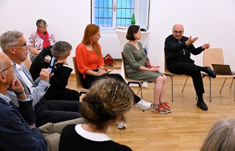 Kathpress Diözesan- und Medienbischof Wilhelm Krautwaschl zu Gast bei der Katholischen Medienakademie.