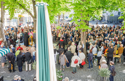 Einige hunderte Gläubige versammelten sich am Karfreitag am Grazer Färberplatz. Unter ihnen auch die Spitzen der steirischen Landespolitik.