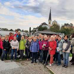 ... folgten 45 Pilgerinnen und nahmen sich 'Zeit zu leben'