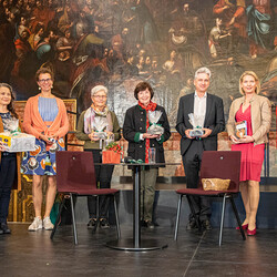 Seit 1998 leitet Christa Wiener-Pucher die Hörbibliothek in Graz.