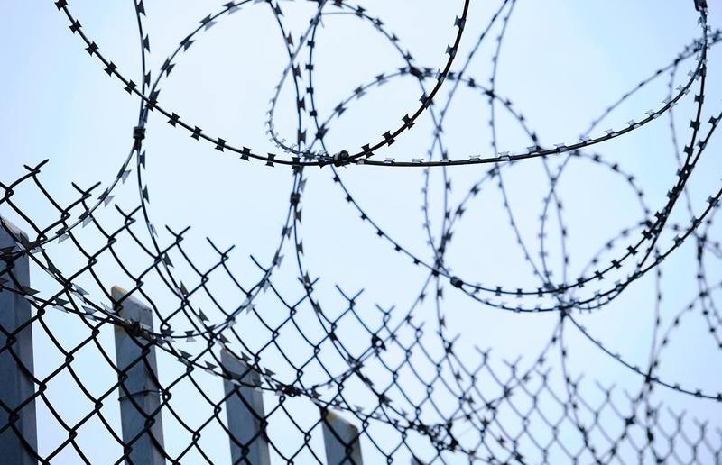 Fluchtbewegungen nehmen weiter zu, Zäune lösen die Ursachen dafür nicht.