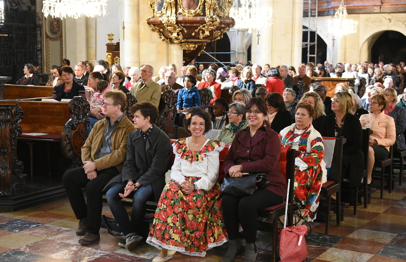Im Vorjahr wurde im Grazer Dom mit einem multikulturellen Gottesdienst auf die Vielfalt der Nationen aufmerksam gemacht.