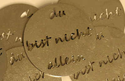 „Sie sind nicht allein! Wir sind für Sie da – wenn auch auf vielleicht ungewohnte Art und Weise', betont Bischof Wilhelm Krautwaschl.