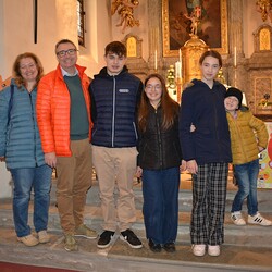 Besuch aus Dobl. Die Jugend 'ministriert'.