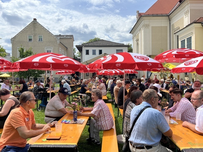 VinziWerke Der Garten ist beim VinziFest immer gut gefüllt.