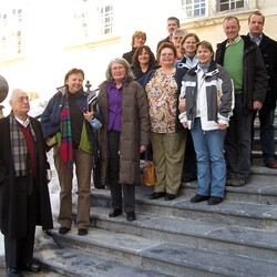 Klausur PGR in Seckau: Pfarrer Herbert Thomann, Margret Hofmann, Gerti Reiterer, Berta Regier, Steffi Fruhwirth, Franz Karner, Alois Jaunegg; hinten: † Monika Kuschitz (Relilehrerin), Christina Moshammer, Marianne Sams, Hermi Neubauer, Roman Neubauer