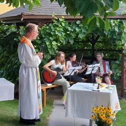 Der Outdoor-Gottesdienst am 10. August freute sich über Rekordbesuch.