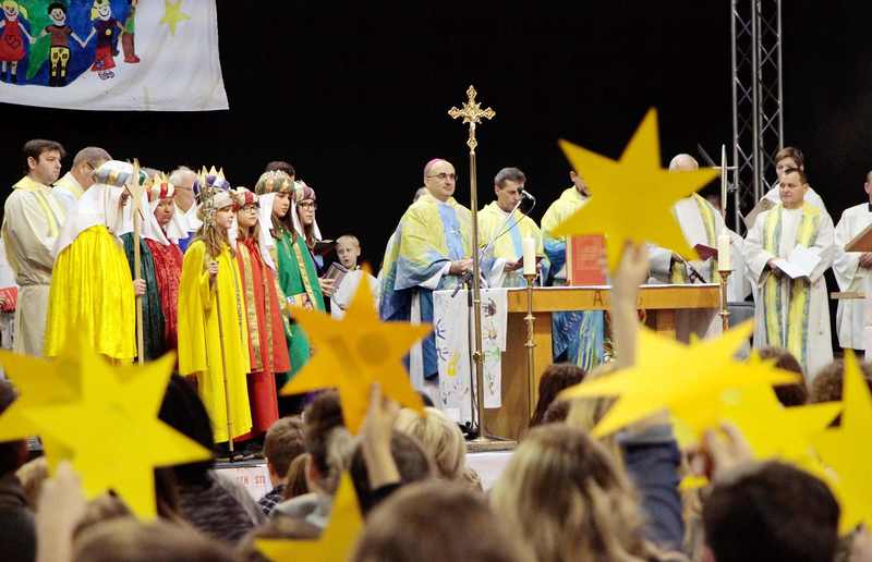 Über 1000 Sternsinger/innen feierten in Bad Gleichenberg / Juergen Huettmannsberger