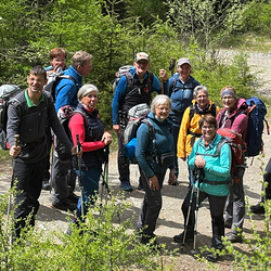 10 Pfarren machen eine Wallfahrt nach Mariapfarr im Lungau.